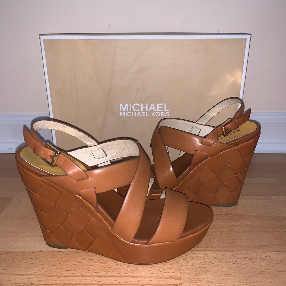 Michael Kors Wedges✨ Size 9.5